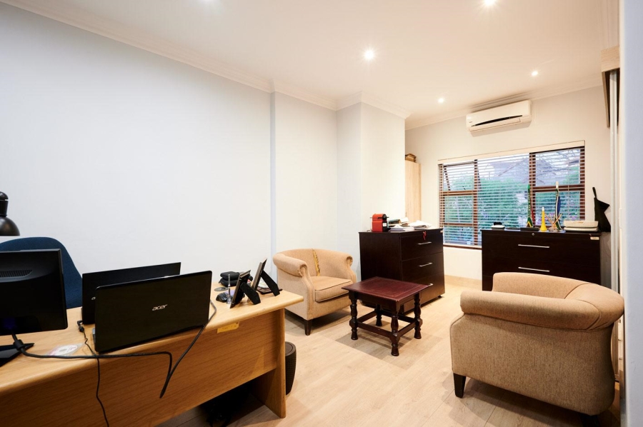 4 Bedroom Property for Sale in Paulshof Gauteng