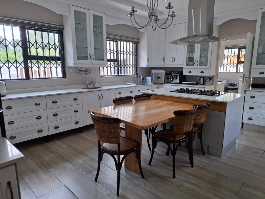 4 Bedroom Property for Sale in Unitas Park Gauteng