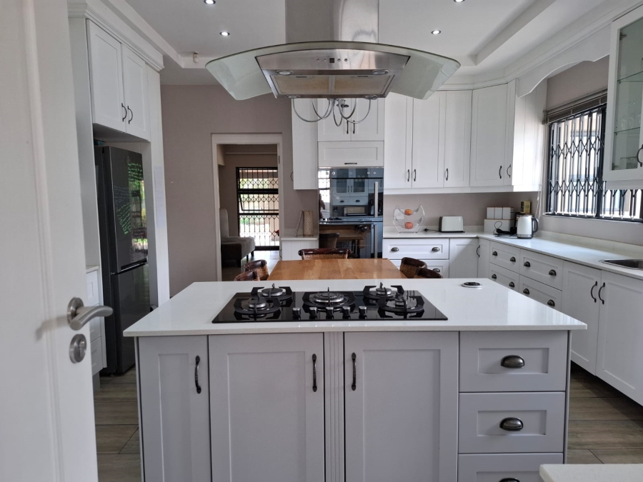 4 Bedroom Property for Sale in Unitas Park Gauteng