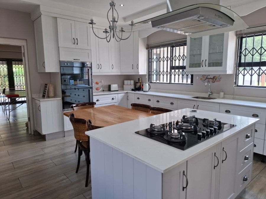 4 Bedroom Property for Sale in Unitas Park Gauteng