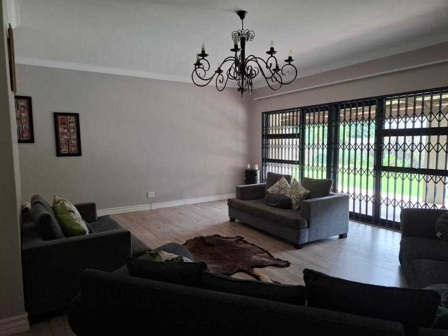 4 Bedroom Property for Sale in Unitas Park Gauteng
