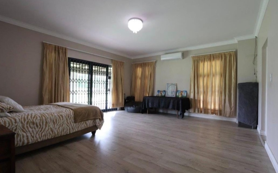 4 Bedroom Property for Sale in Unitas Park Gauteng