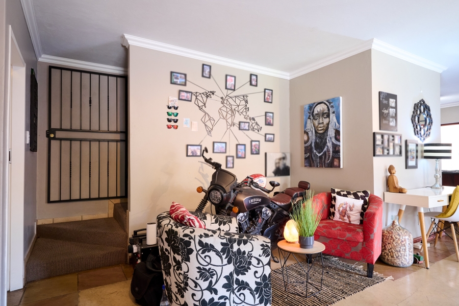 3 Bedroom Property for Sale in Halfway Gardens Gauteng