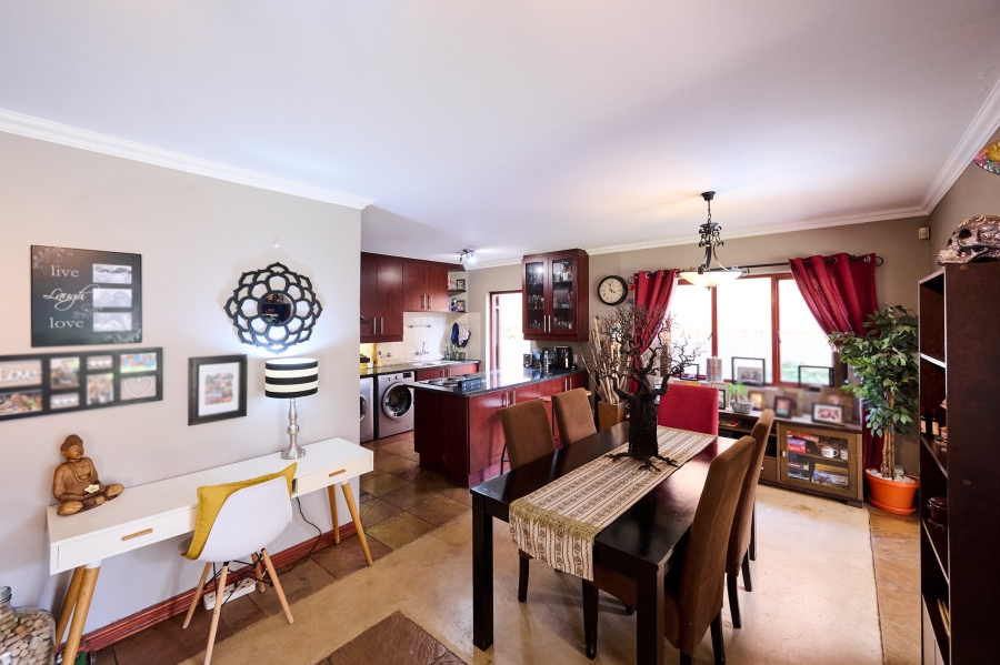 3 Bedroom Property for Sale in Halfway Gardens Gauteng