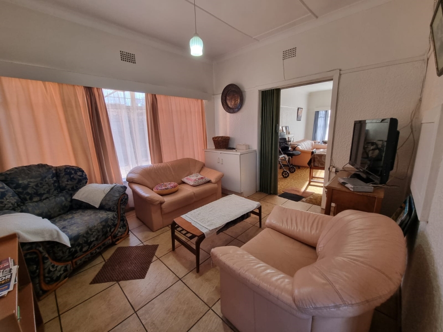 4 Bedroom Property for Sale in Three Rivers Gauteng