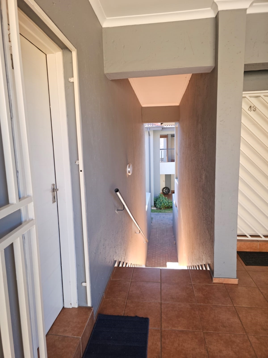 2 Bedroom Property for Sale in Rynfield A H Gauteng