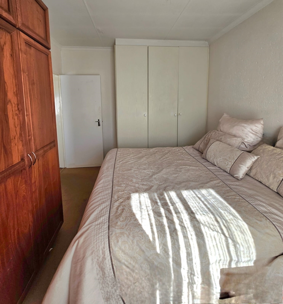 2 Bedroom Property for Sale in Rynfield A H Gauteng
