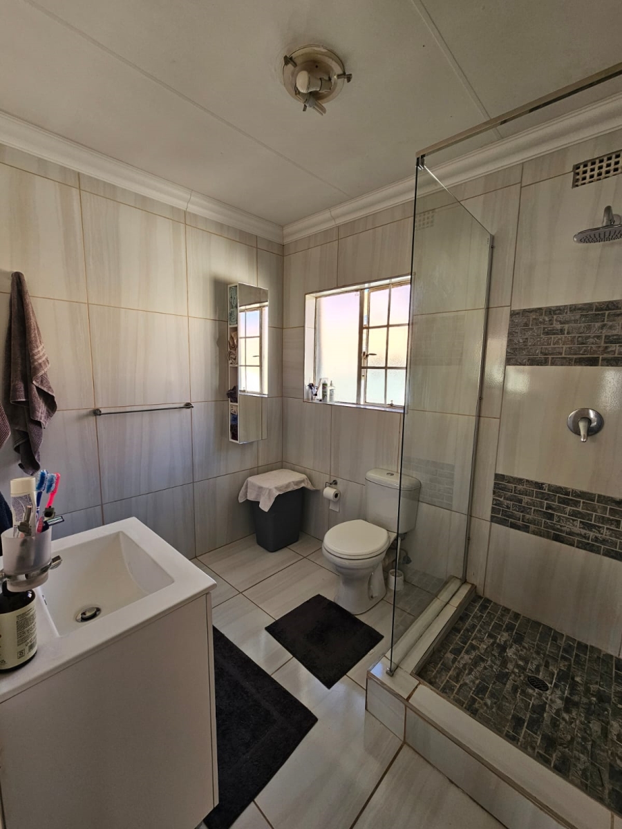 2 Bedroom Property for Sale in Rynfield A H Gauteng