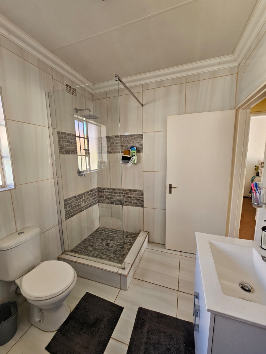 2 Bedroom Property for Sale in Rynfield A H Gauteng