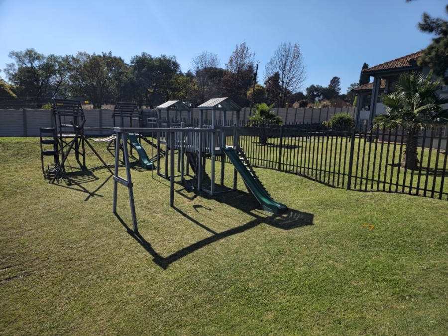 2 Bedroom Property for Sale in Rynfield A H Gauteng