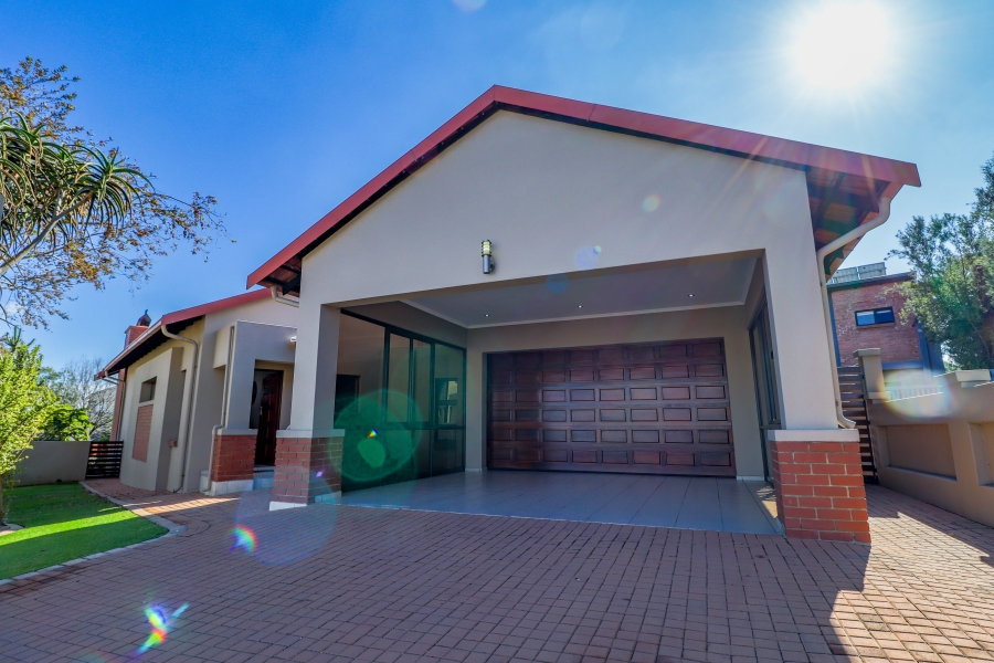 3 Bedroom Property for Sale in Copperleaf Estate Gauteng