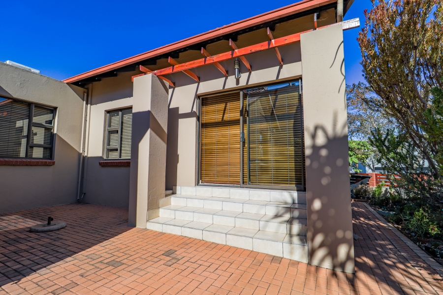 3 Bedroom Property for Sale in Copperleaf Estate Gauteng