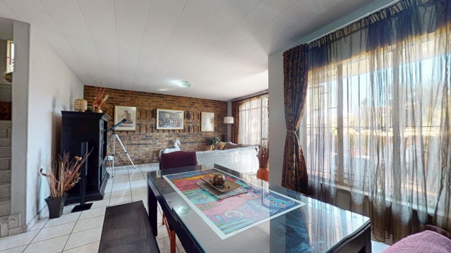 2 Bedroom Property for Sale in Albemarle Gauteng