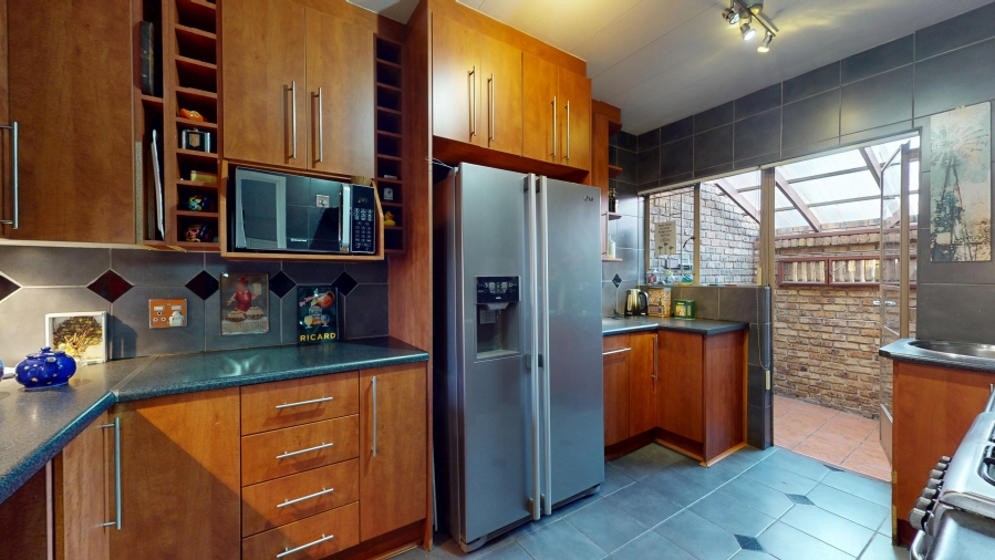 2 Bedroom Property for Sale in Albemarle Gauteng