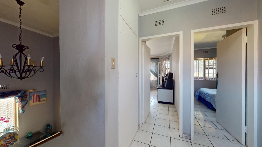 2 Bedroom Property for Sale in Albemarle Gauteng