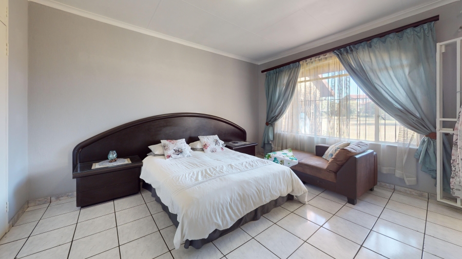 2 Bedroom Property for Sale in Albemarle Gauteng