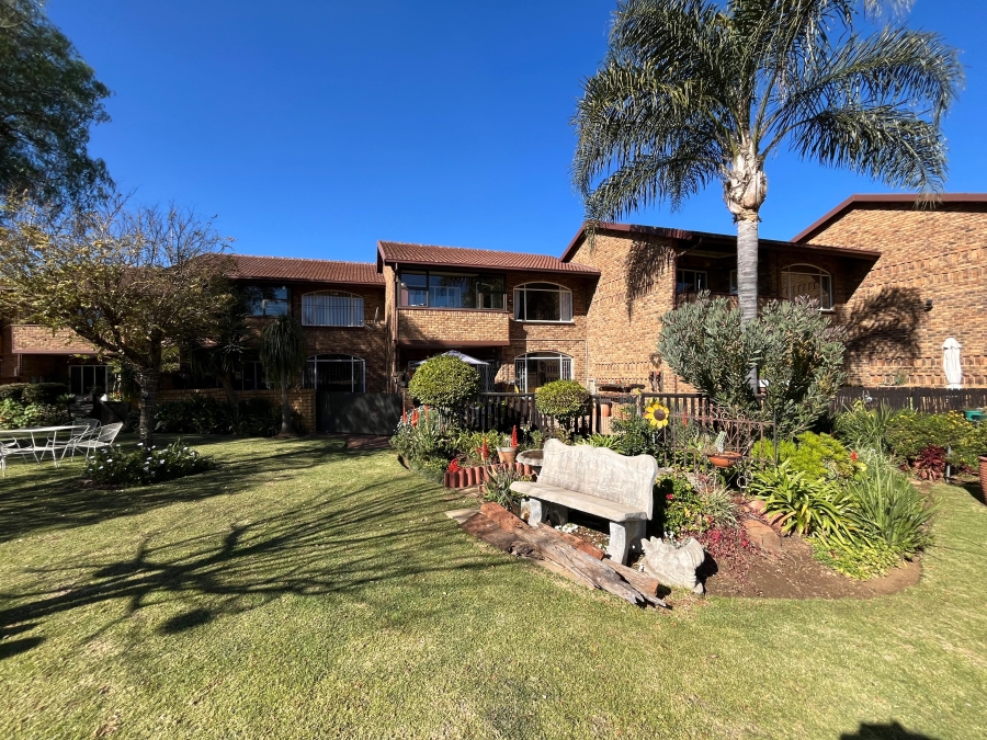 2 Bedroom Property for Sale in Albemarle Gauteng