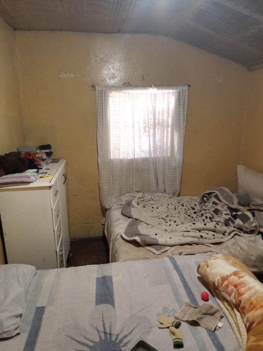 2 Bedroom Property for Sale in Zondi Gauteng