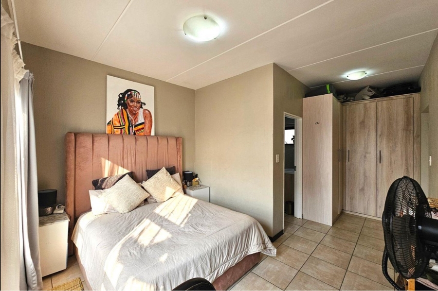 To Let 2 Bedroom Property for Rent in Barbeque Downs Gauteng