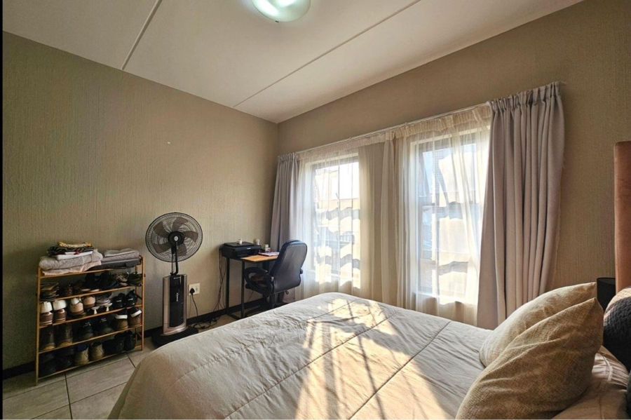 To Let 2 Bedroom Property for Rent in Barbeque Downs Gauteng