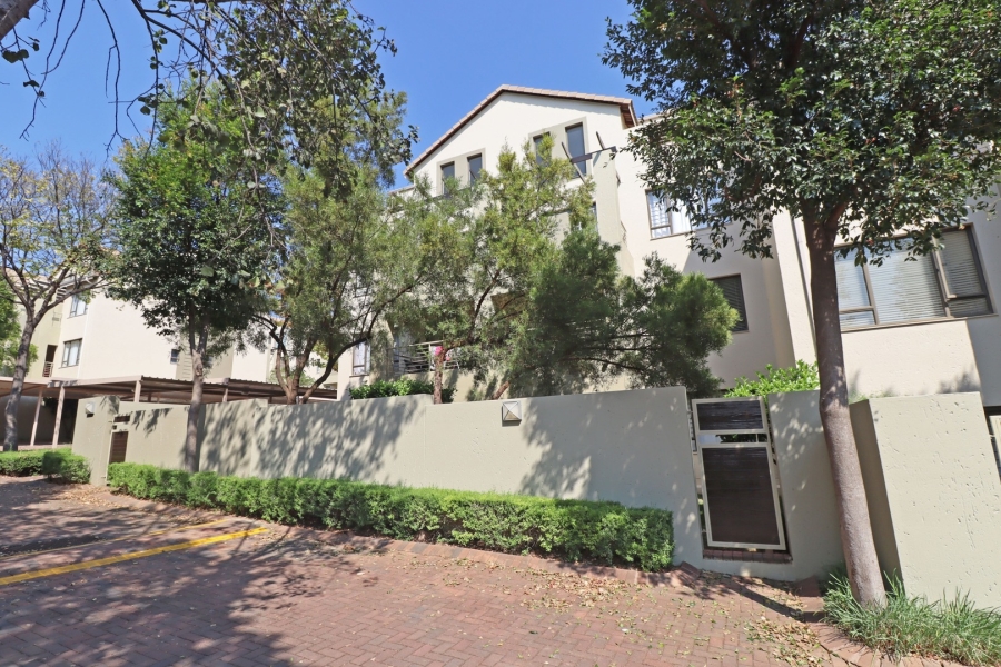 1 Bedroom Property for Sale in Bryanston Gauteng