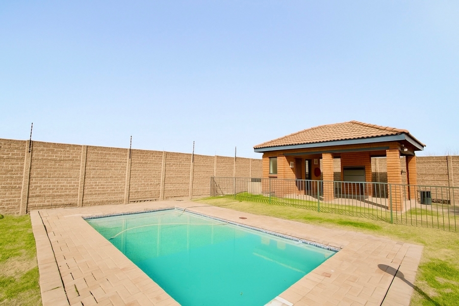 2 Bedroom Property for Sale in Rynfield Gauteng