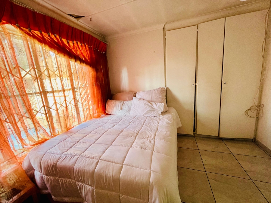 4 Bedroom Property for Sale in Groeneweide Gauteng