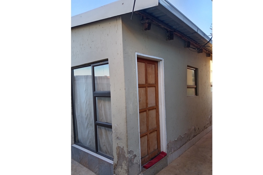 3 Bedroom Property for Sale in Thulani Gauteng