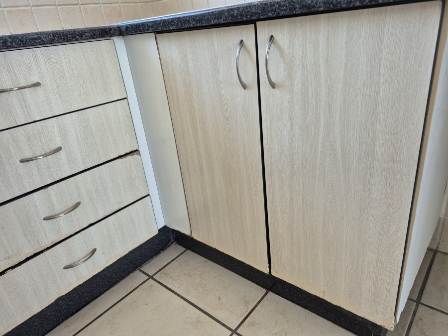 To Let 2 Bedroom Property for Rent in Annlin Gauteng