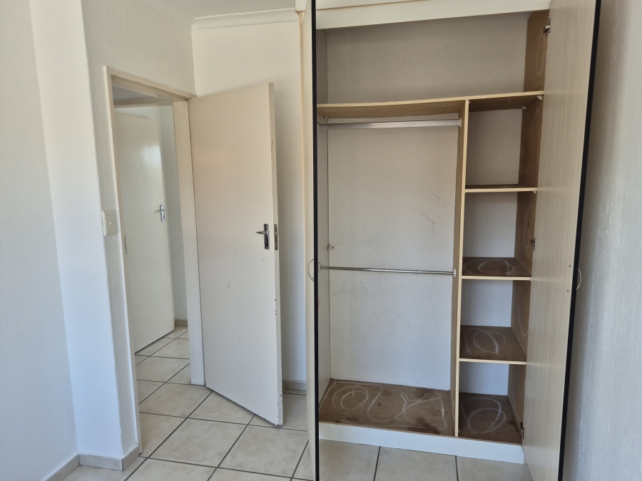 To Let 2 Bedroom Property for Rent in Annlin Gauteng