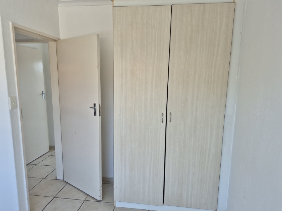 To Let 2 Bedroom Property for Rent in Annlin Gauteng