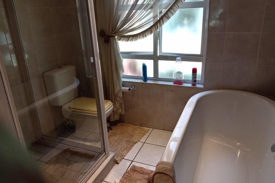 4 Bedroom Property for Sale in Moreleta Park Gauteng