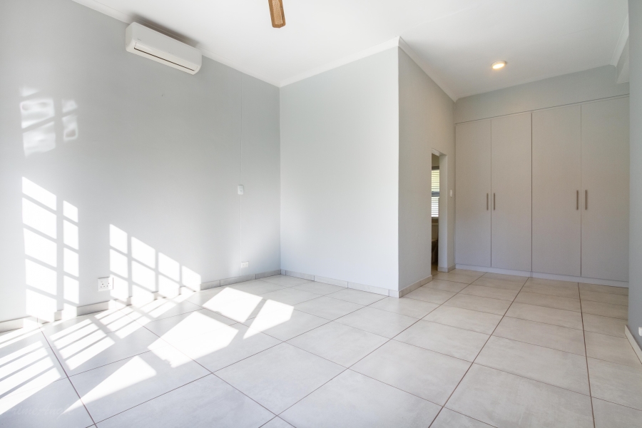 To Let 4 Bedroom Property for Rent in Silver Lakes Golf Estate Gauteng