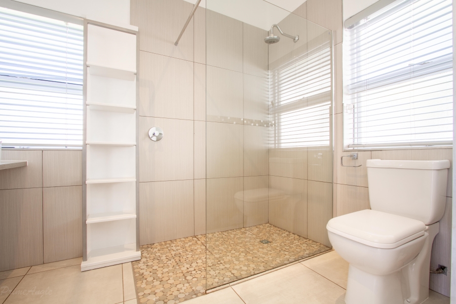 To Let 4 Bedroom Property for Rent in Silver Lakes Golf Estate Gauteng