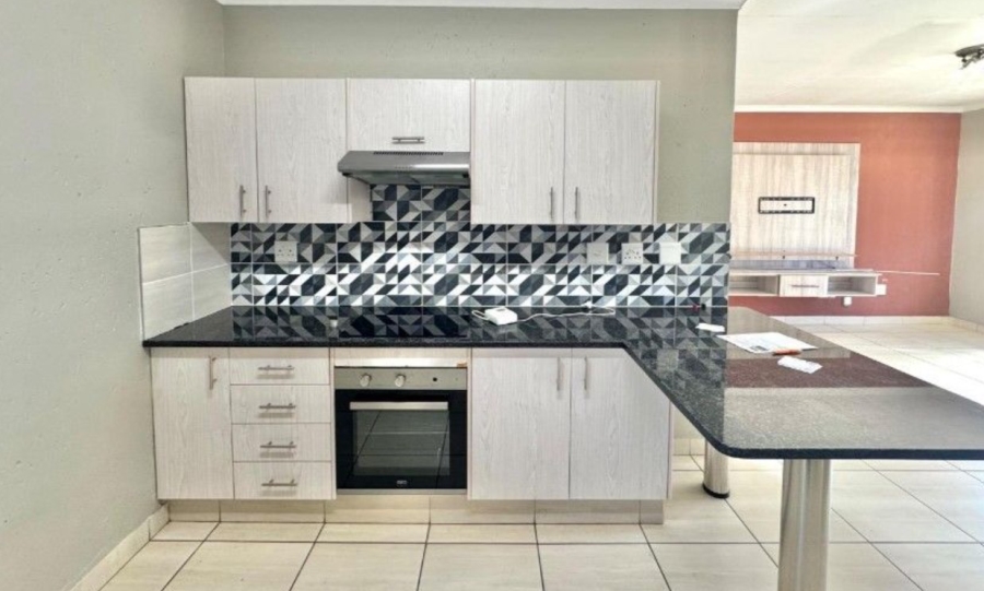 3 Bedroom Property for Sale in Roseacre Gauteng