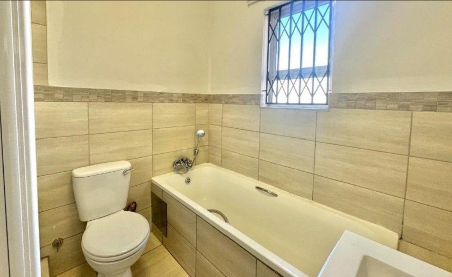 3 Bedroom Property for Sale in Roseacre Gauteng