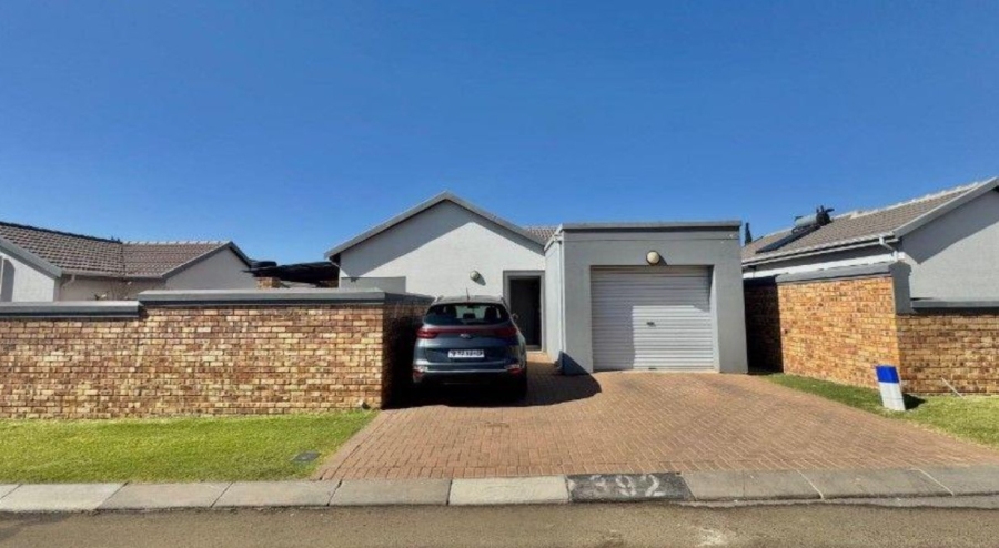 3 Bedroom Property for Sale in Roseacre Gauteng