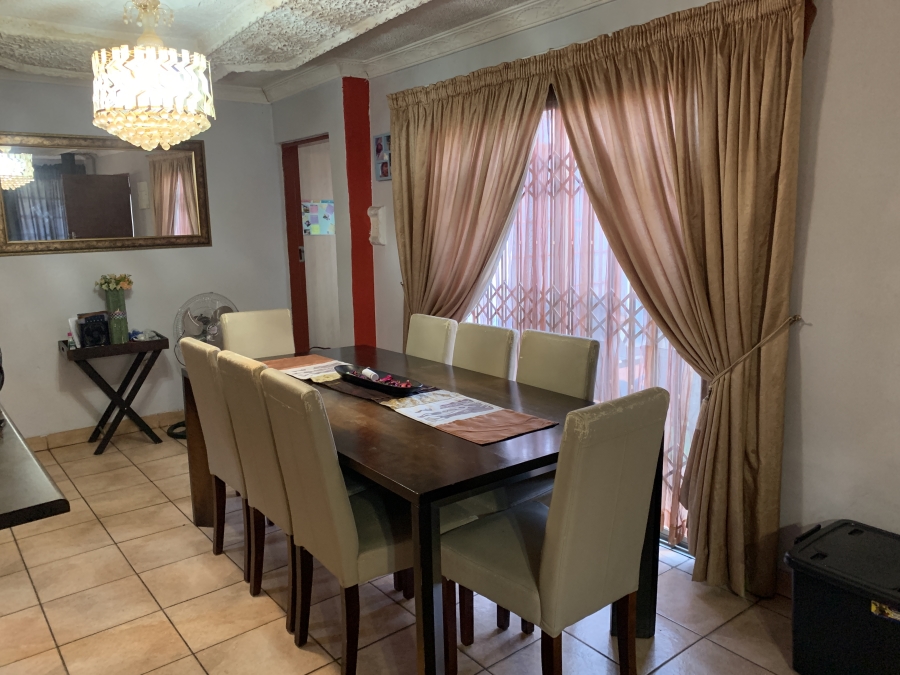 3 Bedroom Property for Sale in Nellmapius Gauteng