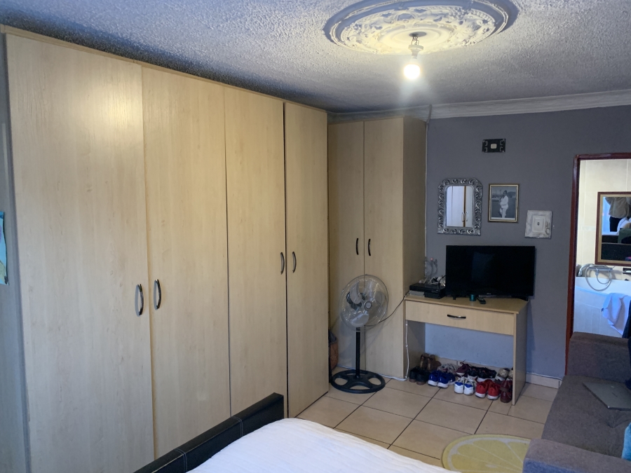 3 Bedroom Property for Sale in Nellmapius Gauteng