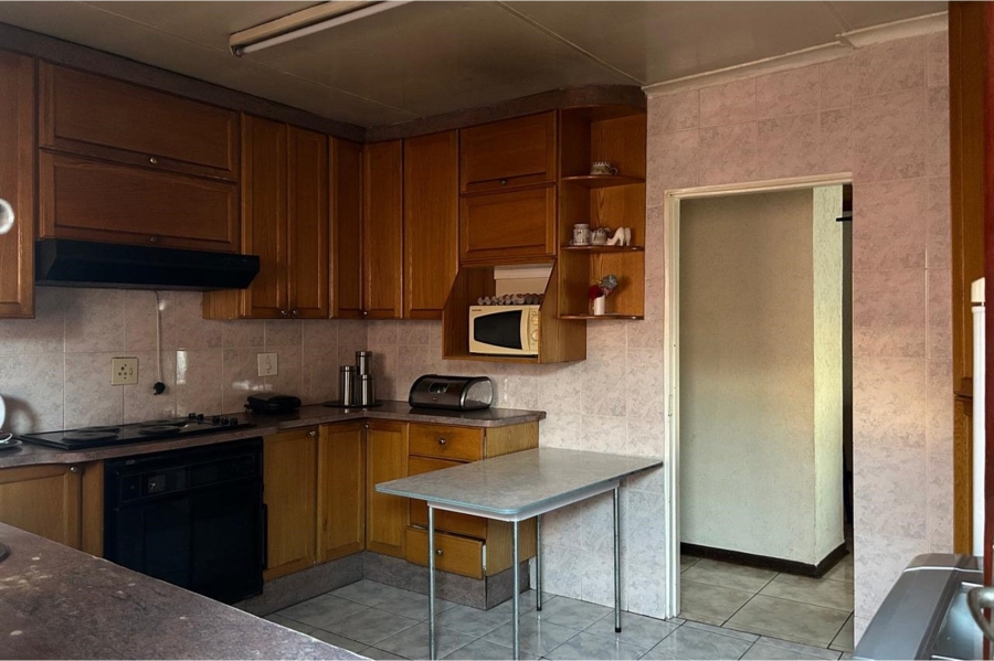 4 Bedroom Property for Sale in Dobsonville Ext 1 Gauteng