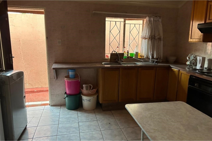 4 Bedroom Property for Sale in Dobsonville Ext 1 Gauteng