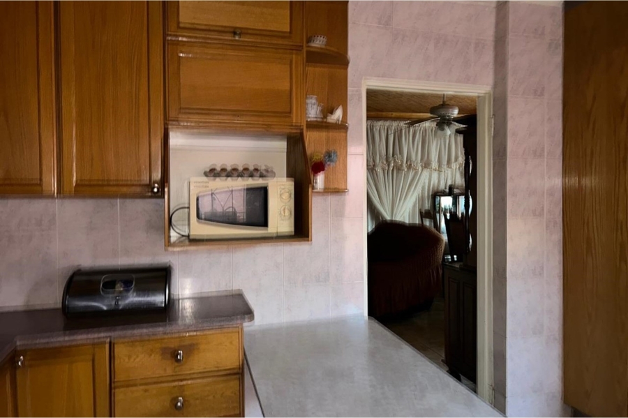 4 Bedroom Property for Sale in Dobsonville Ext 1 Gauteng