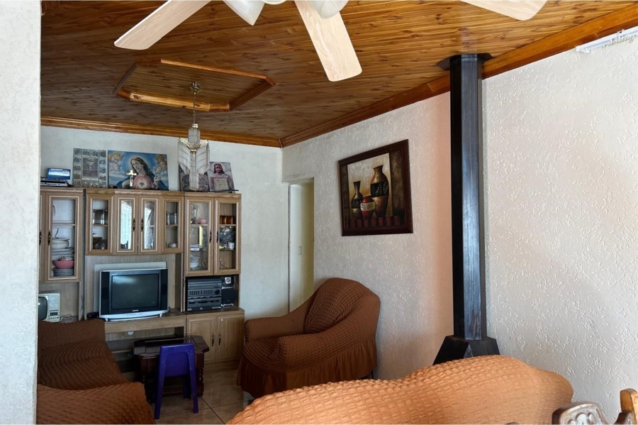 4 Bedroom Property for Sale in Dobsonville Ext 1 Gauteng