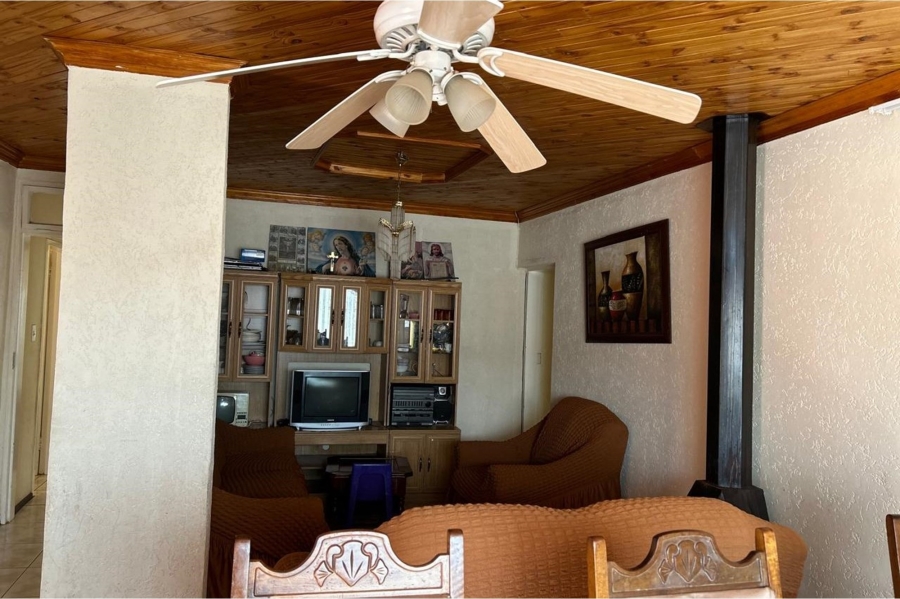 4 Bedroom Property for Sale in Dobsonville Ext 1 Gauteng