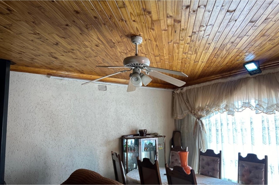 4 Bedroom Property for Sale in Dobsonville Ext 1 Gauteng