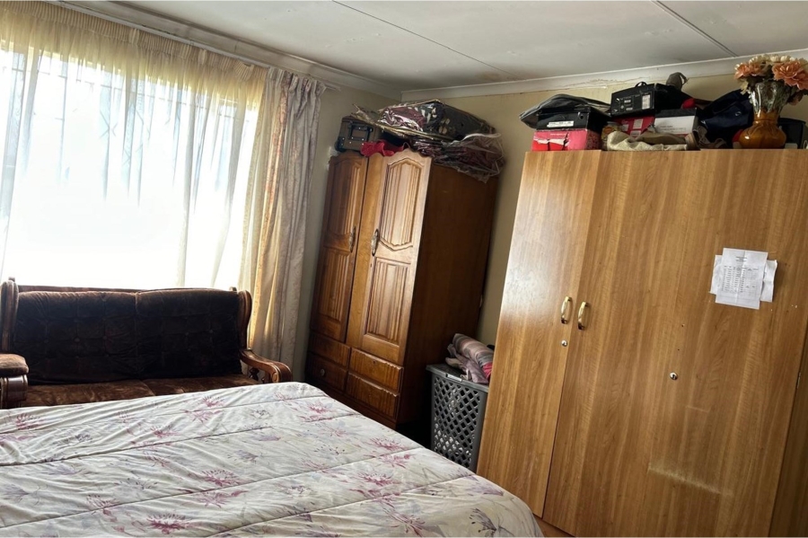 4 Bedroom Property for Sale in Dobsonville Ext 1 Gauteng