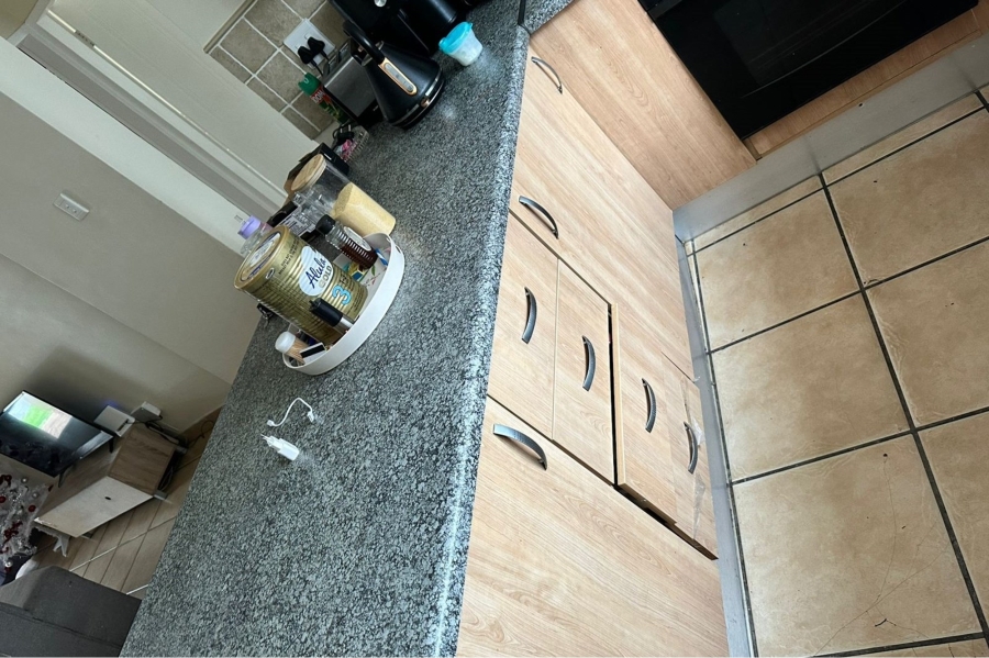 2 Bedroom Property for Sale in Meredale Gauteng