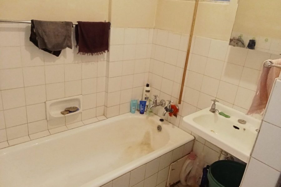 2 Bedroom Property for Sale in Florida Gauteng