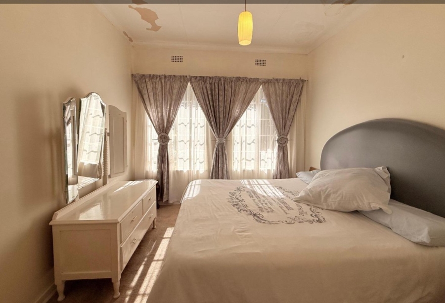 5 Bedroom Property for Sale in Ridgeway Gauteng