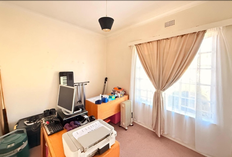 5 Bedroom Property for Sale in Ridgeway Gauteng